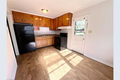 2217 E Gate City Boulevard, Greensboro, NC 27401 - Photo 7