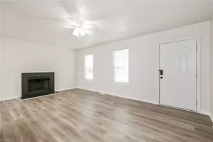 135 W Lakefield Dr, Greensboro, NC 27406 - Photo 3