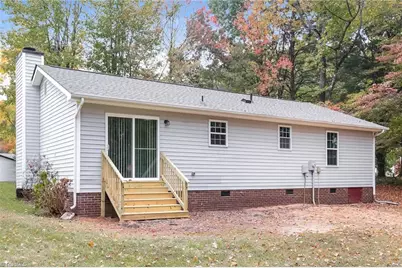 135 W Lakefield Drive, Greensboro, NC 27406 - Photo 13