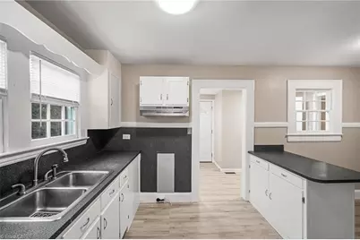 211 Spencer Street, High Point, NC 27265 - Photo 7