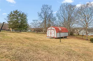 209 Dillard St, Mebane, NC 27302 - Photo 33