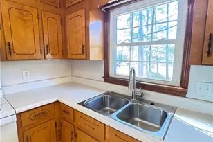 1122 Wells Cir, Asheboro, NC 27203 - Photo 11