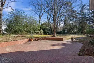 2325 Warwick Rd, Winston-Salem, NC 27104 - Photo 33