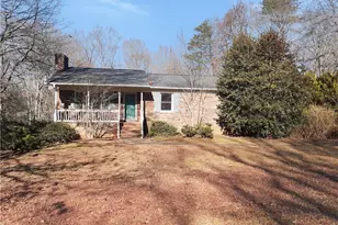 4605 Oak Park Dr, Pfafftown, NC 27040 - Photo 1