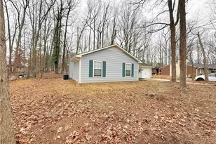 9 Bellows Ct, Greensboro, NC 27407 - Photo 3