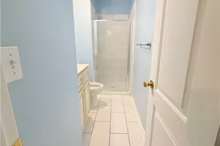 9 Bellows Ct, Greensboro, NC 27407 - Photo 5