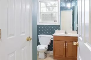 111 Seward Ave, High Point, NC 27265 - Photo 9