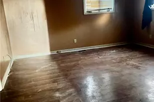 2027 Florida St, Greensboro, NC 27401 - Photo 7