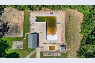 1015 Cypress Drive, Reidsville, NC 27320 - Photo 15