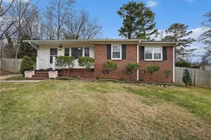 2702 Lilac Dr, Greensboro, NC 27408 - Photo 1