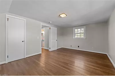 2804 W Cornwallis Drive, Greensboro, NC 27408 - Photo 25