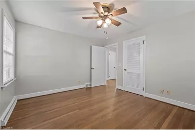 2804 W Cornwallis Drive, Greensboro, NC 27408 - Photo 23