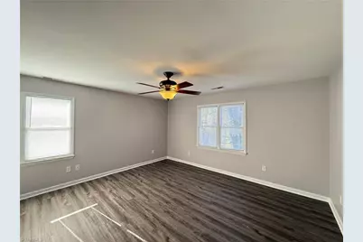 205 Guinevere Court, Winston-Salem, NC 27104 - Photo 11