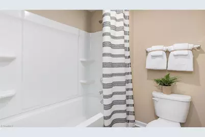 4757 Mount Hope Drive, Winston-Salem, NC 27107 - Photo 31