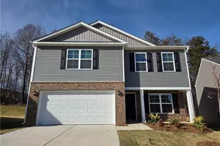 189 Big Laurel Dr, Mocksville, NC 27028 - Photo 1