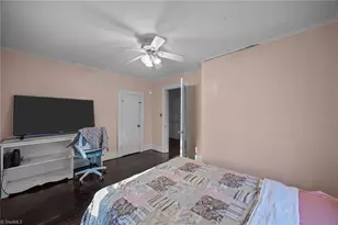 801 Whitsett Ave, Gibsonville, NC 27249 - Photo 17