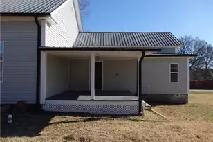 491 W Peacock Ave, Denton, NC 27239 - Photo 5
