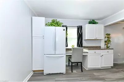 834 Ross Avenue, Greensboro, NC 27406 - Photo 9