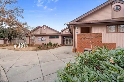 6692 Valwood Road, Conover, NC 28613 - Photo 9