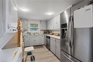 6692 Valwood Rd, Conover, NC 28613 - Photo 25