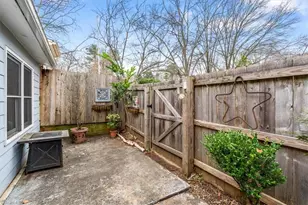 3313-B Regents Park Ln, Greensboro, NC 27455 - Photo 25