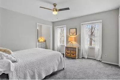 3313-B Regents Park Lane, Greensboro, NC 27455 - Photo 17