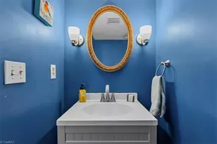 3313-B Regents Park Ln, Greensboro, NC 27455 - Photo 15