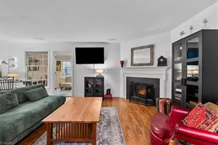 3313-B Regents Park Ln, Greensboro, NC 27455 - Photo 9