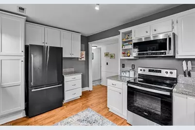 3313-B Regents Park Lane, Greensboro, NC 27455 - Photo 3