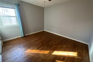 5716 Spice Meadow Ln, Winston-Salem, NC 27106 - Photo 3