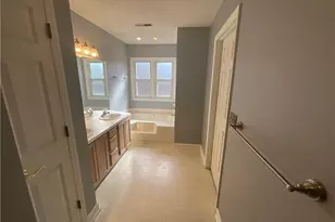 5716 Spice Meadow Ln, Winston-Salem, NC 27106 - Photo 17