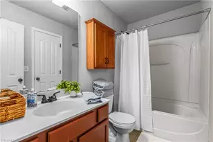 208 Richmond Terrace, Kernersville, NC 27284 - Photo 17