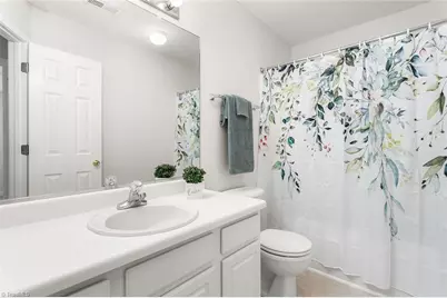 605 Huntingdon Street, Elon, NC 27244 - Photo 7