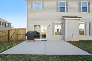 1817 Ridge Creek Dr, Kernersville, NC 27284 - Photo 19