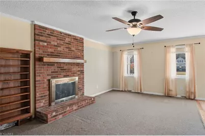 4821 Old US Highway 421 E, Yadkinville, NC 27055 - Photo 9