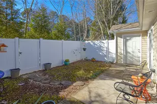 2873 Hyde Pl Cir, Winston-Salem, NC 27103 - Photo 33