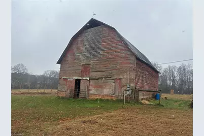 6600 Windsor Road, Hamptonville, NC 27020 - Photo 9