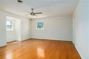 2021 Sunnybrook Dr, Burlington, NC 27215 - Photo 33