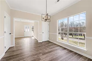 3165 Hickory Ridge Dr, Winston-Salem, NC 27127 - Photo 9