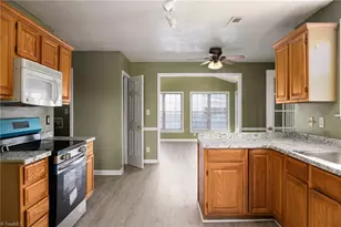 3650 Single Leaf Ct, High Point, NC 27265 - Photo 9