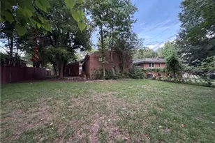 1606 Lincoln St, Greensboro, NC 27401 - Photo 9