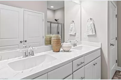 227 Hawks Nest Circle, Clemmons, NC 27012 - Photo 23