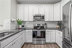 227 Hawks Nest Cir, Clemmons, NC 27012 - Photo 9