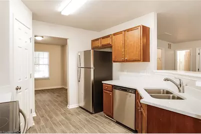 4656 Chapel Ridge Drive, Greensboro, NC 27405 - Photo 5