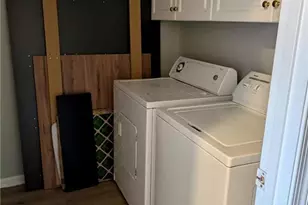 4410 Cove Cay Ln, Greensboro, NC 27410 - Photo 9