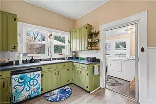 403 W Center St, Lexington, NC 27292 - Photo 19