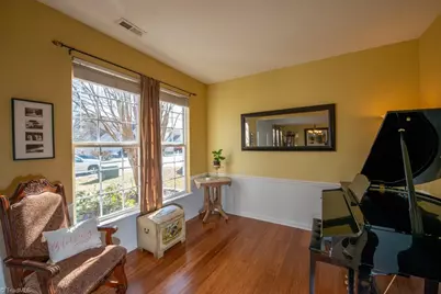 4555 Fairport Court, High Point, NC 27265 - Photo 9