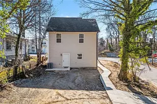 1601 E Green Dr, High Point, NC 27260 - Photo 19