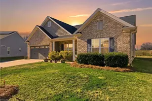 1378 Land Grv Dr, Kernersville, NC 27284 - Photo 1