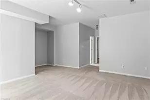 4532 Fernhaven Cir, Winston-Salem, NC 27104 - Photo 29